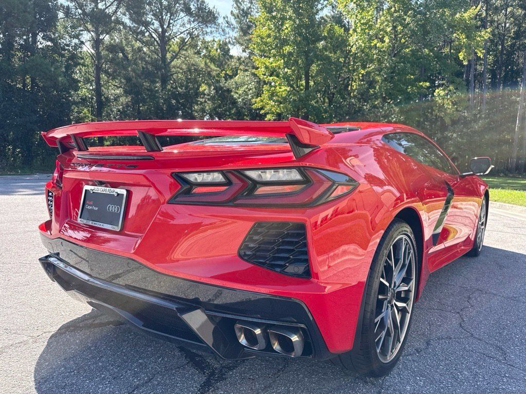 Used 2025 Chevrolet Corvette Stingray Coupe w/ Z51 Performance Package RWD image 14