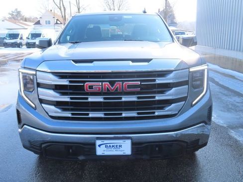 Used 2023 GMC Sierra 1500 SLE AWD/4WD image 11