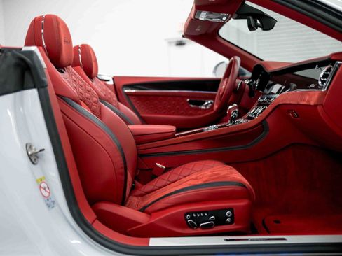 Used 2022 Bentley Continental GT Speed image 52