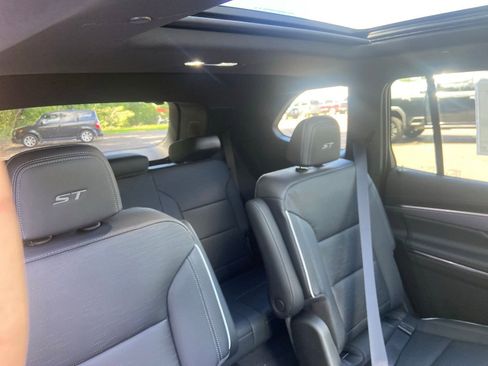 New 2026 Buick Enclave Sport Touring w/ Power Package FWD image 29