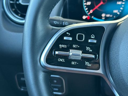 Certified 2022 Mercedes-Benz GLB 250 4MATIC image 26