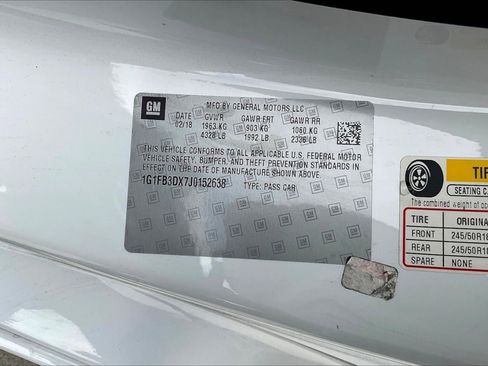 Used 2018 Chevrolet Camaro LT image 26