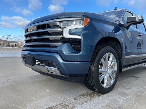 Used 2024 Chevrolet Silverado 1500 High Country image 18