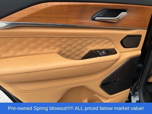 Used 2022 Jeep Grand Cherokee Summit AWD/4WD image 37