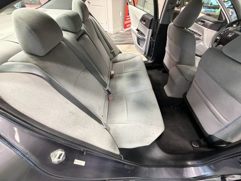 Used 2013 Honda Accord LX image 44