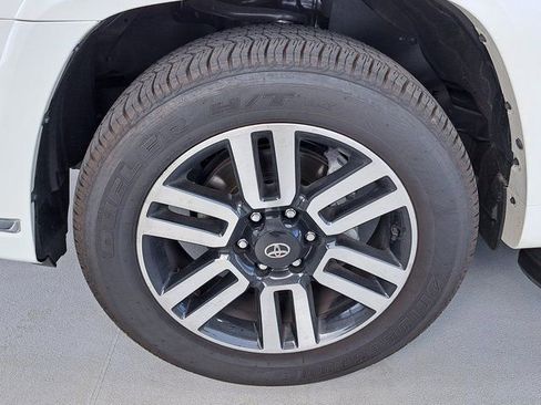 Used 2023 Toyota 4Runner Limited AWD/4WD image 36