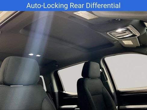 Certified 2025 Chevrolet Silverado 1500 LT image 27