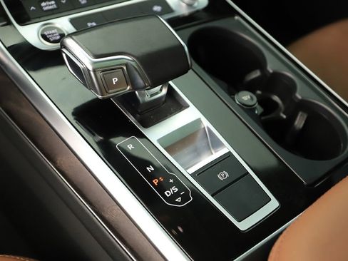 Certified 2023 Audi Q8 Premium w/ Convenience Package AWD/4WD image 28
