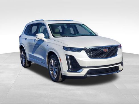 Certified 2024 Cadillac XT6 Premium Luxury w/ LPO, Floor Liner Package AWD/4WD image 7