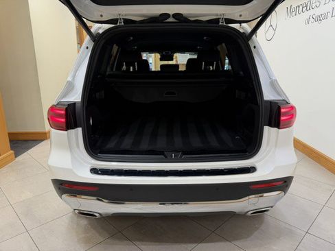 Certified 2025 Mercedes-Benz GLB 250 image 24