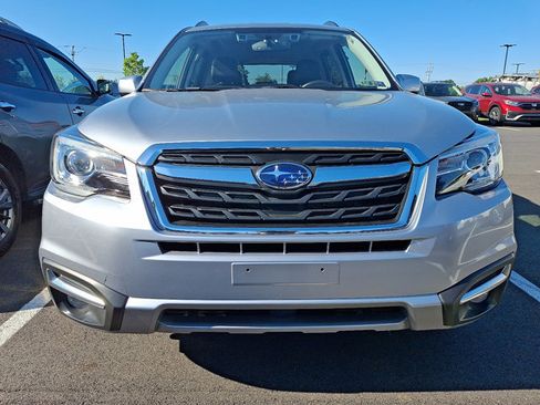 Used 2018 Subaru Forester 2.5i Limited AWD/4WD image 2