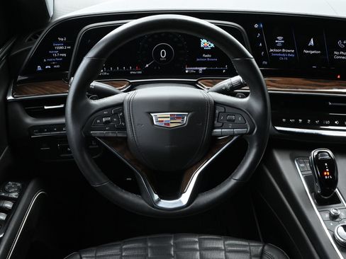 Certified 2023 Cadillac Escalade Premium Luxury Platinum AWD/4WD image 9