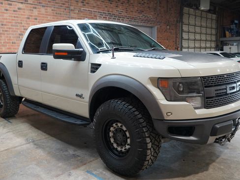 Used 2013 Ford F150 Raptor w/ Luxury Equipment Group image 3