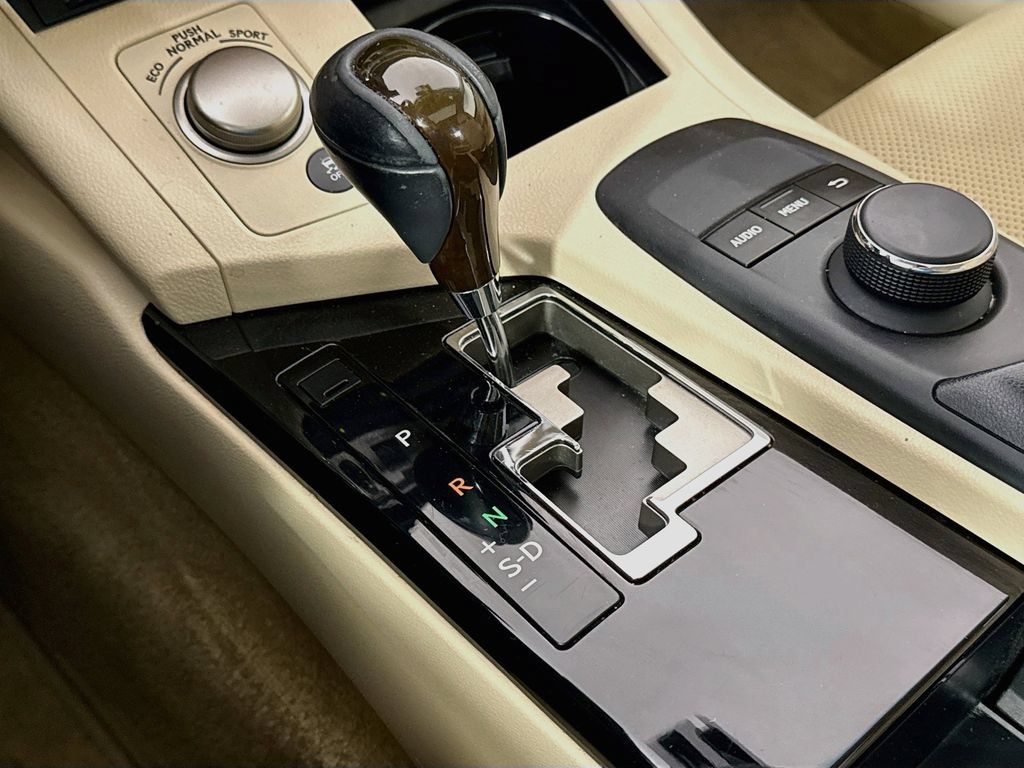 Used 2014 Lexus ES 350 w/ Premium Package FWD image 16