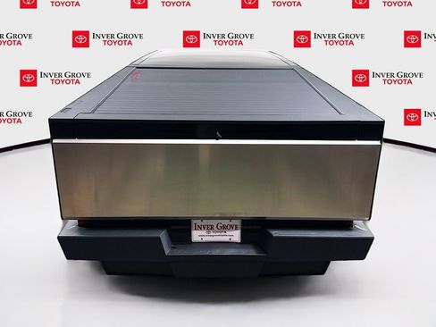 Used 2024 Tesla Cybertruck AWD Crew Cab image 6