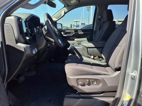 Used 2026 GMC Sierra 1500 Elevation w/ Elevation Select Package RWD image 9