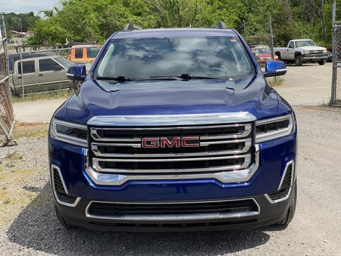 Used 2023 GMC Acadia SLE w/ Driver Convenience Package image 1