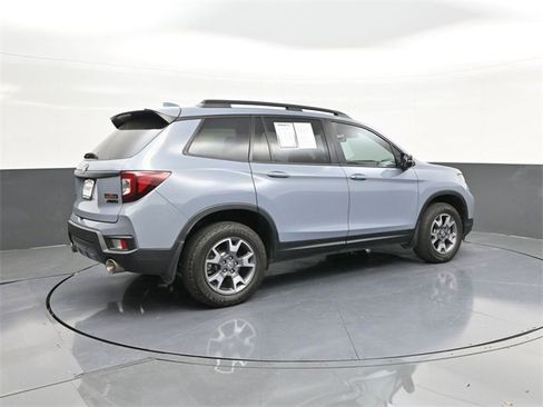 Used 2023 Honda Passport TrailSport image 15