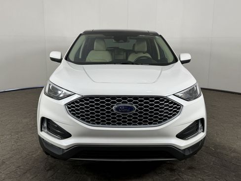 Used 2024 Ford Edge SEL w/ Convenience Package AWD/4WD image 2