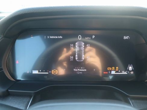 New 2025 Jeep Grand Cherokee Limited image 12