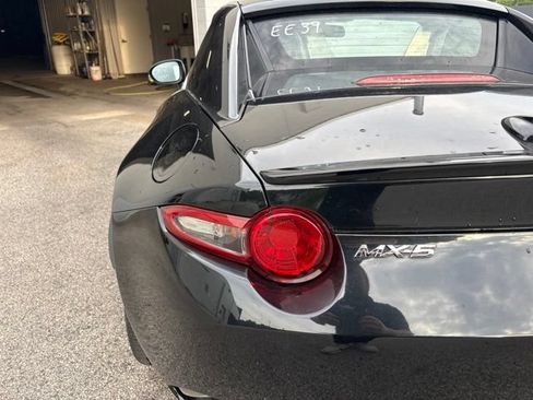 Used 2017 MAZDA MX-5 Miata RF Club RWD image 12