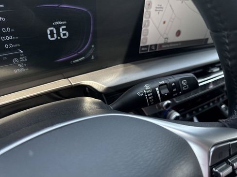 Used 2025 Kia Telluride S FWD image 20