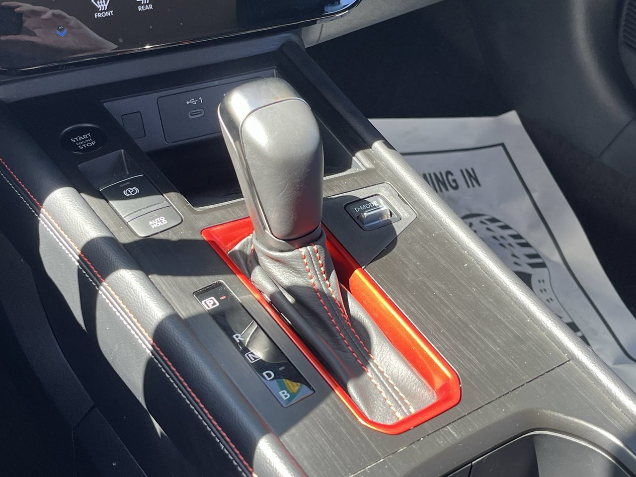 Used 2025 Nissan Kicks SR FWD image 14