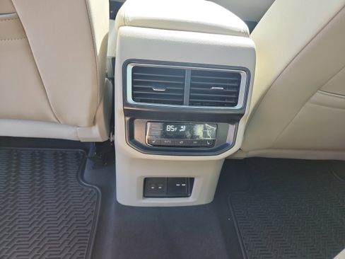 New 2026 Volkswagen Atlas SEL Premium R-Line image 13