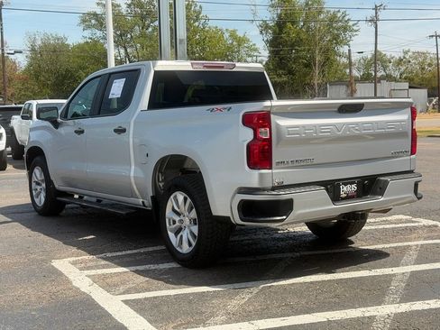 Used 2022 Chevrolet Silverado 1500 Custom AWD/4WD image 8