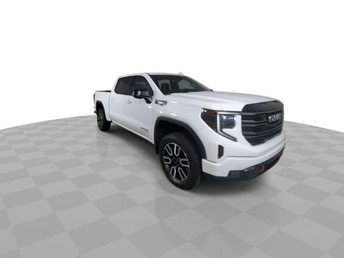 Used 2025 GMC Sierra 1500 AT4 w/ Technology Package image 2