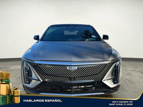 Used 2024 Cadillac Lyriq Luxury w/ LPO, Floor Liner Package image 9