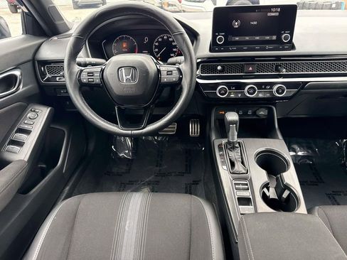 Used 2025 Honda Civic Sport image 15