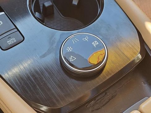 Certified 2023 Nissan Rogue Platinum w/ Platinum Premium Package image 23