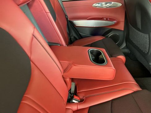 Used 2025 Genesis GV70 2.5T w/ Sport Prestige Package image 29