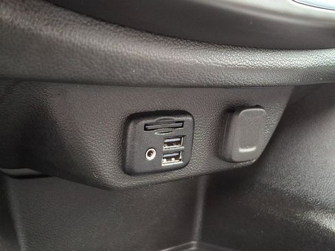 Certified 2023 Chevrolet Traverse RS w/ LPO, Floor Liner Package image 26