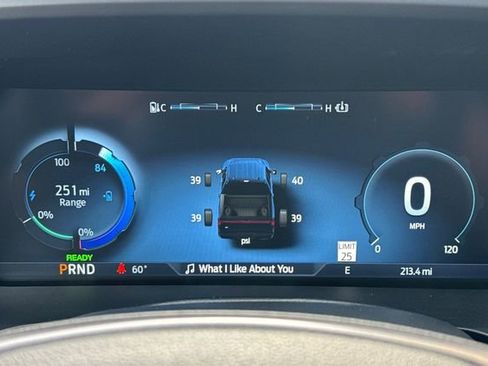 Used 2024 Ford F150 Lightning Flash image 30