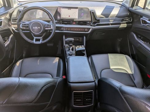 Certified 2025 Kia Sportage EX w/ Premium Package FWD image 15