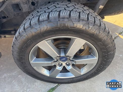 Used 2015 Ford F150 Lariat image 30