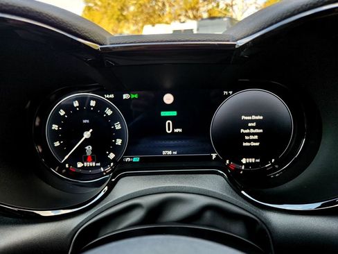 Used 2024 Alfa Romeo Tonale Ti w/ Premium Interior Package image 14