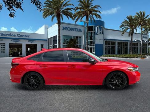 Used 2025 Honda Civic Sport image 9