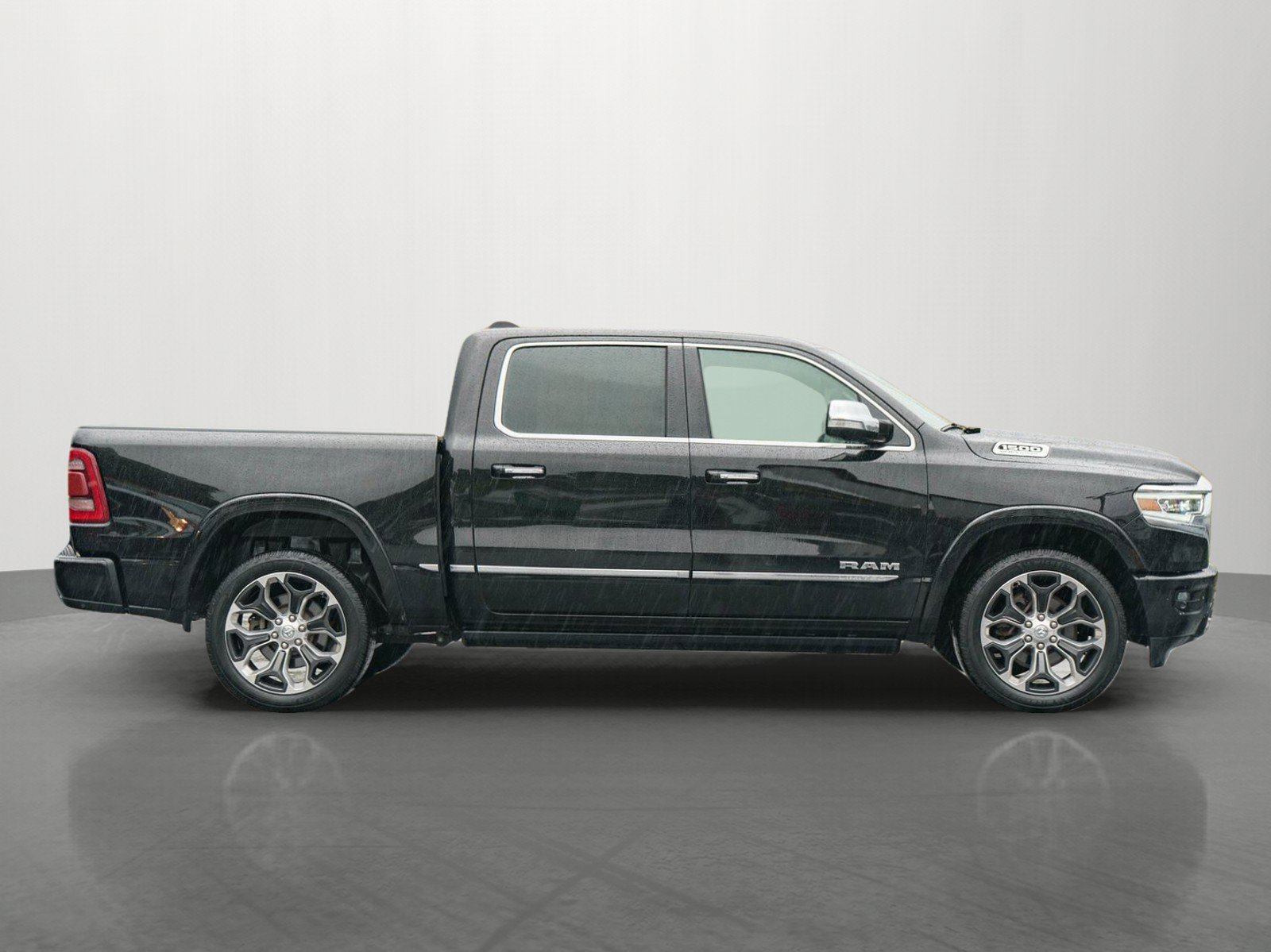 Used 2022 RAM 1500 Limited AWD/4WD image 8