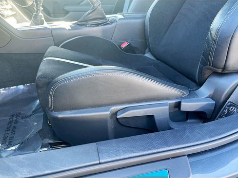 Used 2025 Toyota GR86 Premium w/ ALL Weather Mat Package (TMS) image 19