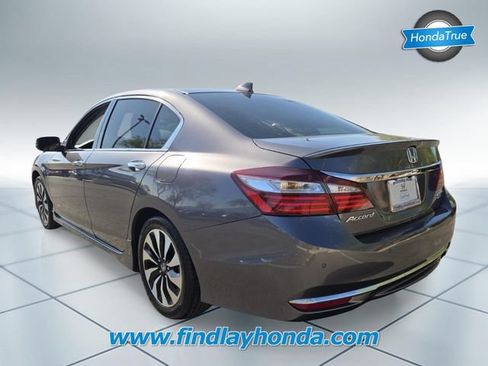 Certified 2017 Honda Accord Touring image 4