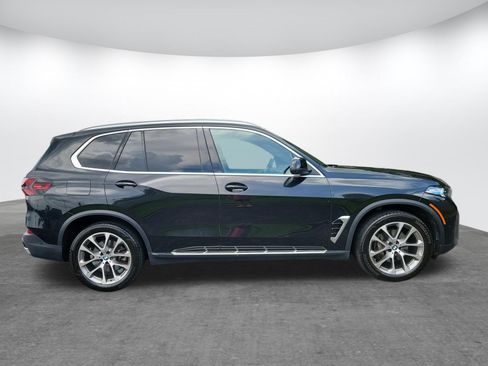 Used 2026 BMW X5 sDrive40i RWD image 2