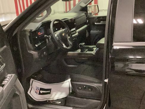 New 2025 Chevrolet Silverado 1500 LT image 10