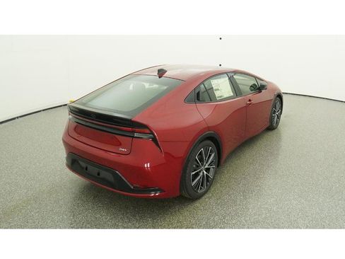 New 2026 Toyota Prius XLE FWD image 8