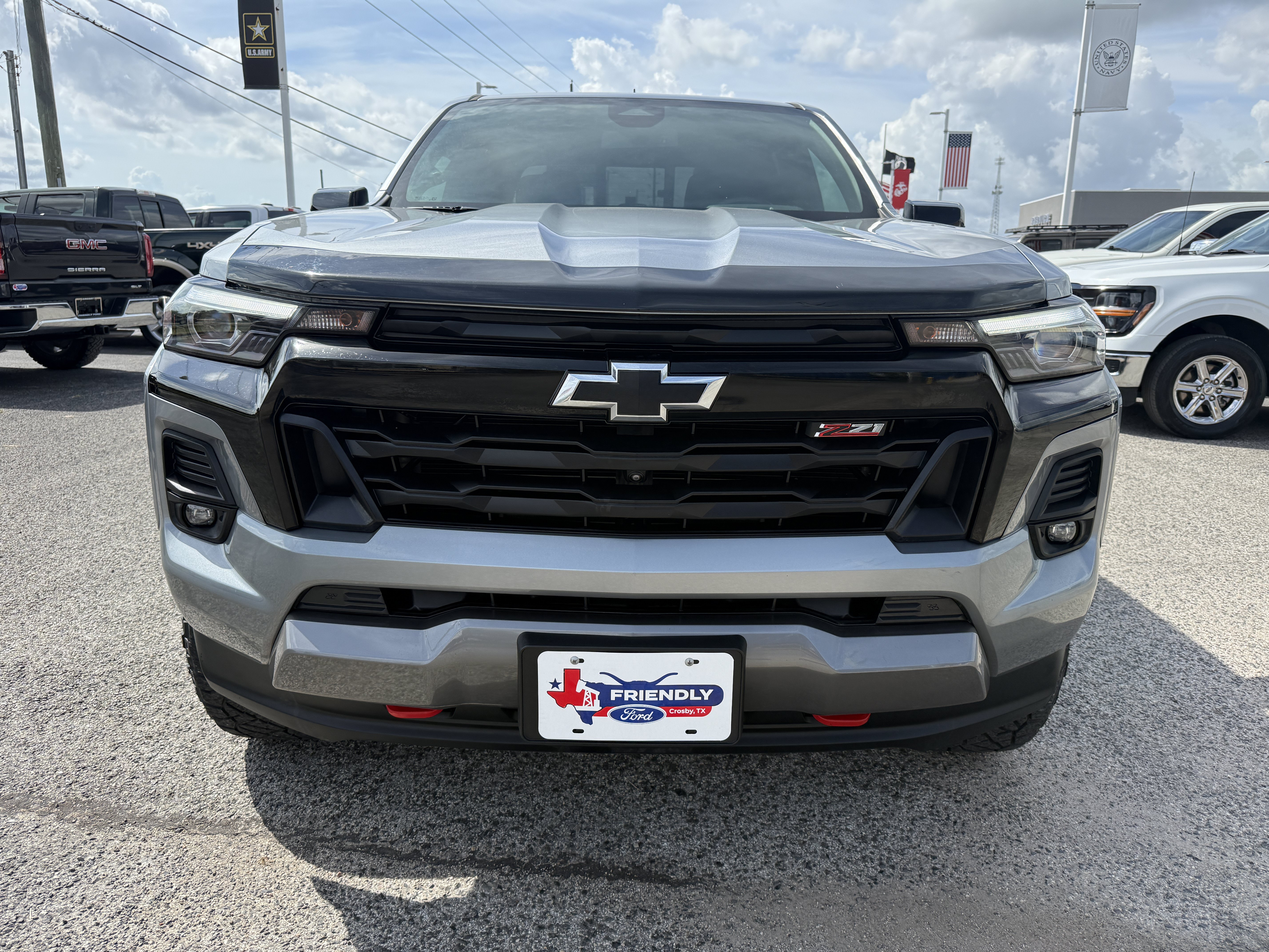 Used 2024 Chevrolet Colorado Z71 w/ Z71 Convenience Package 2 AWD/4WD image 8