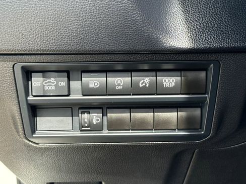 Used 2026 Toyota Tundra SR5 AWD/4WD image 18