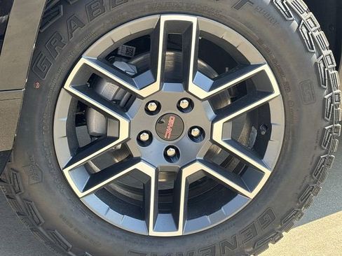 New 2026 GMC Terrain AT4 image 29