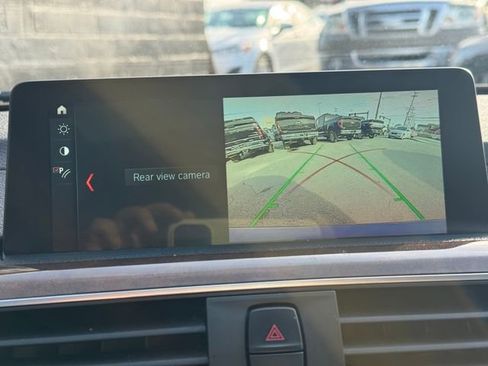Used 2018 BMW 330i xDrive Sedan image 31